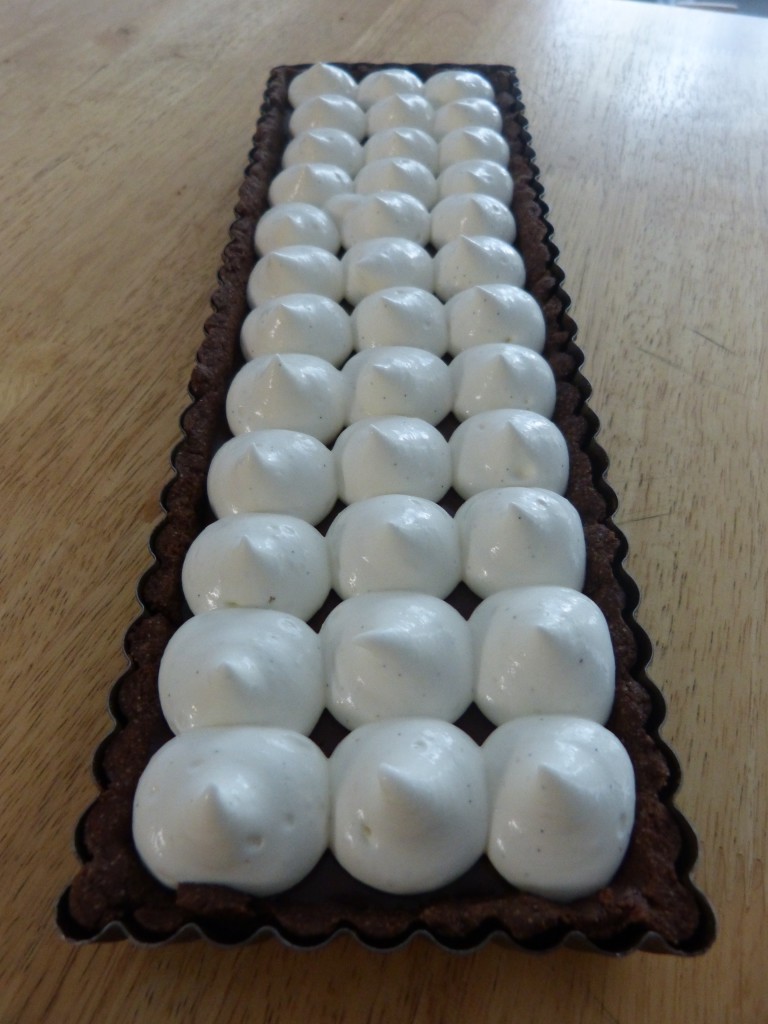 Tarte au chocolat et boules de neige