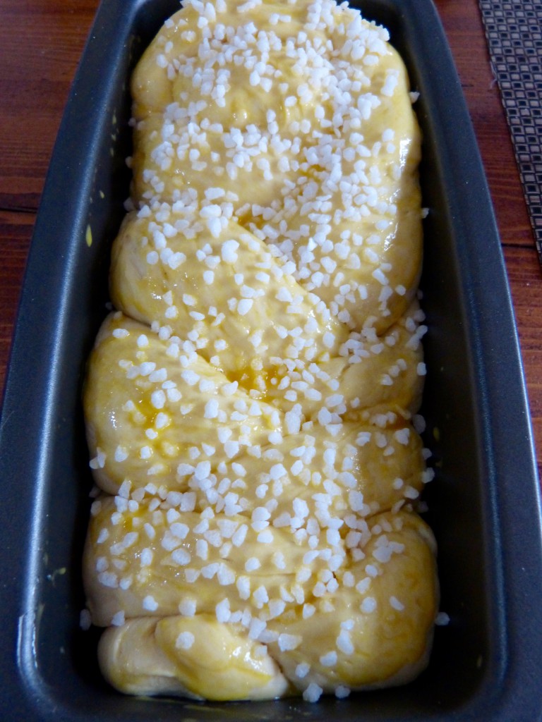 Brioche aux perles de sucre