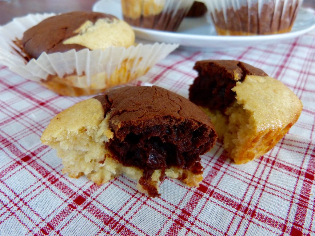 Banana bread & chocolate muffins