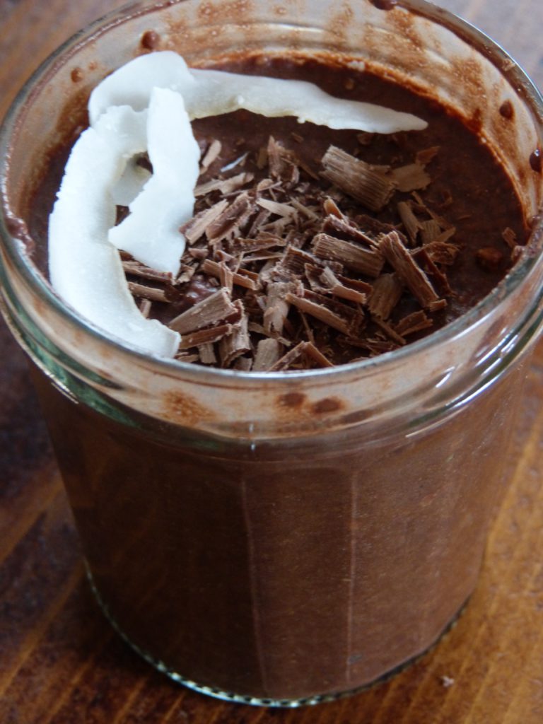 Chocolate chia seeds pudding