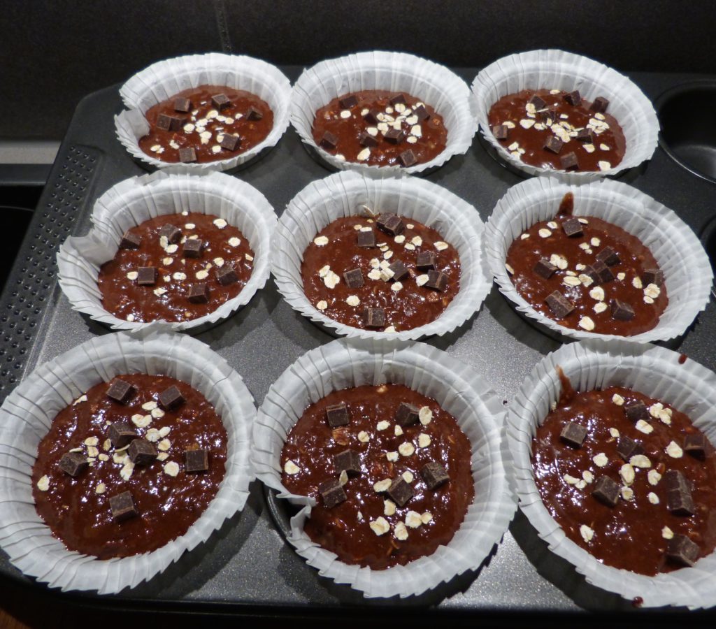Muffins énergétiques aux flocons d'avoine, chocolat et banane