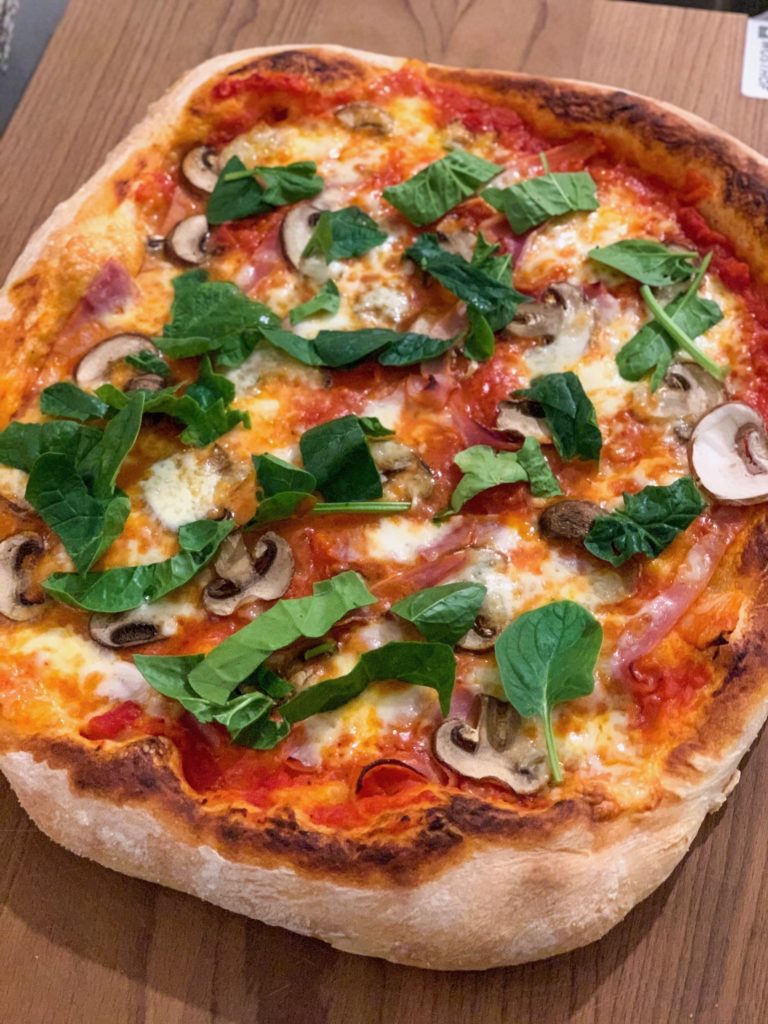 Pâte à pizza croustillante et extra moelleuse