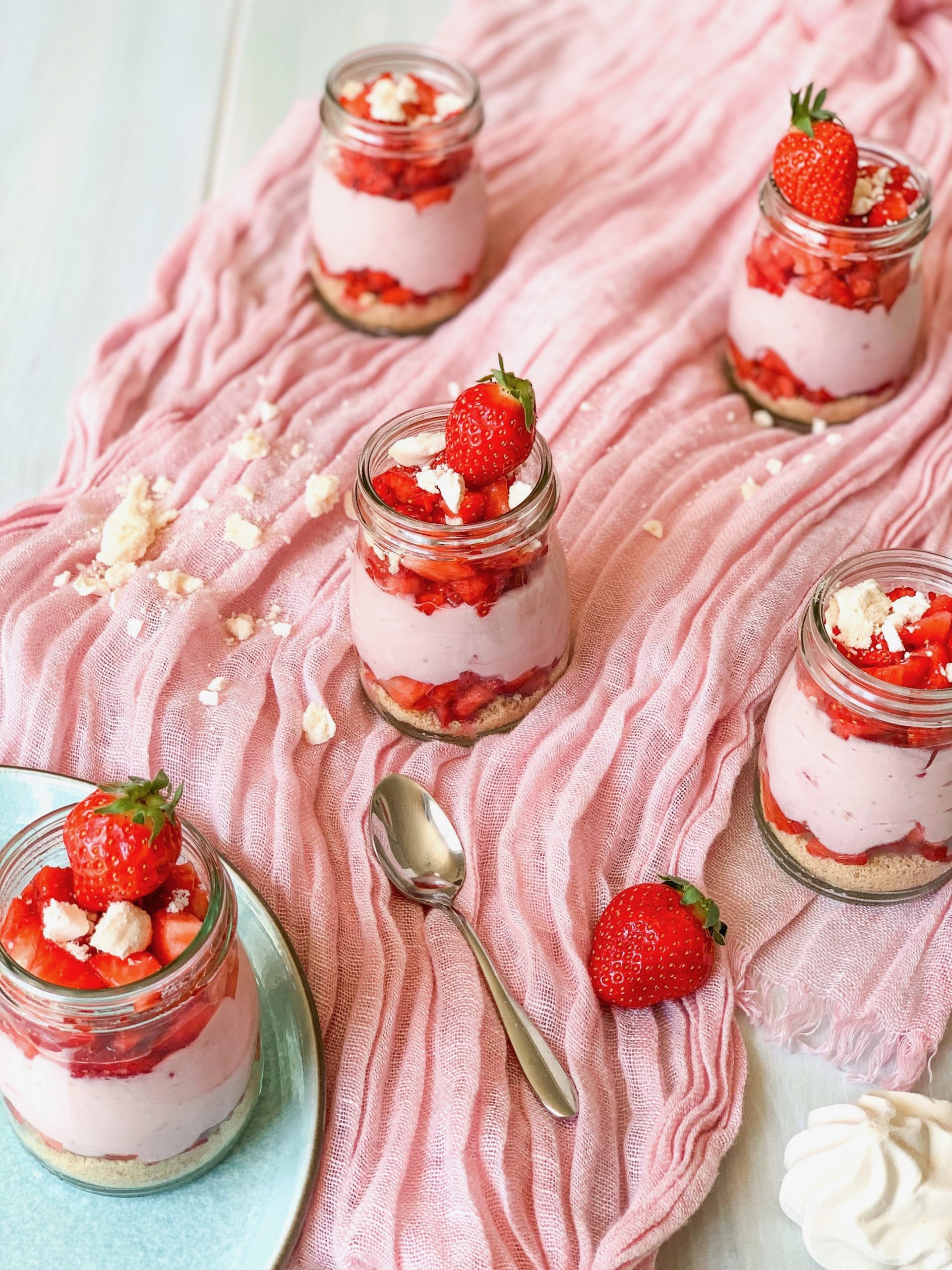 Strawberry Ricotta Mousse Un Petit Oiseau Dans La Cuisine